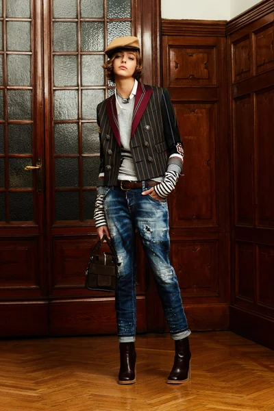 Look 8